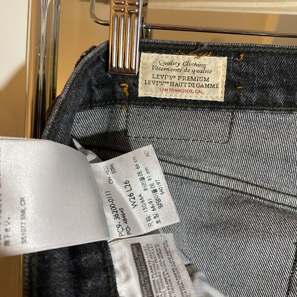 Levi's premium grey jeans - Picture 4 of 4